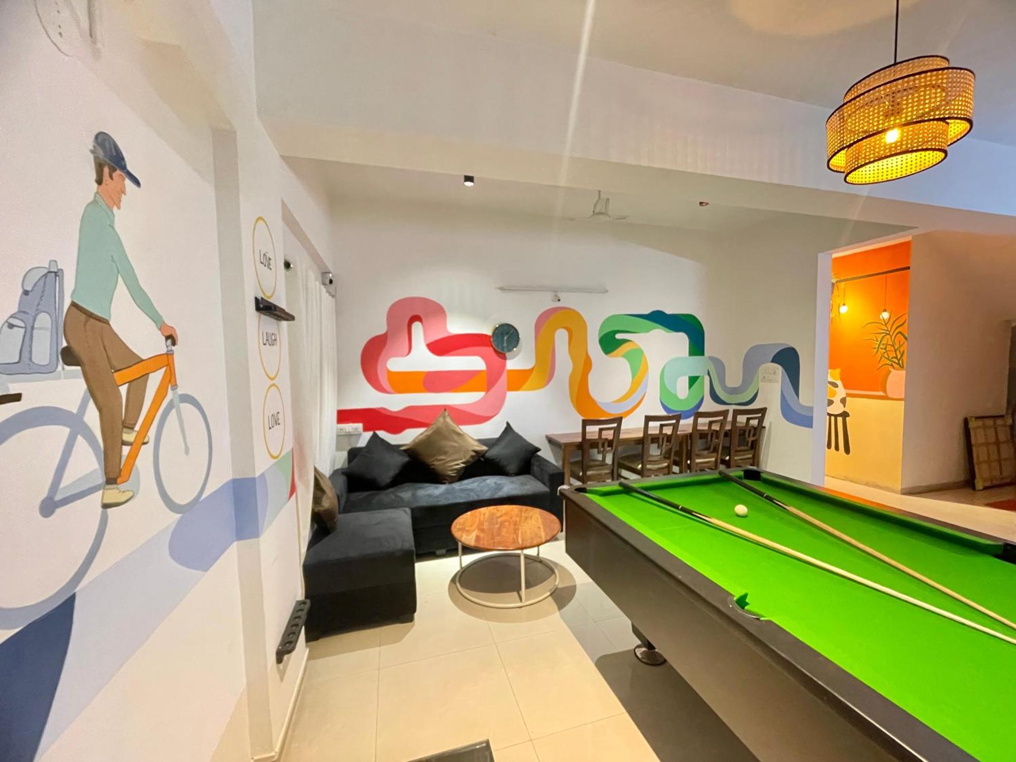 Hoshtel99 - Lux - Stay, Cowork And Cafe - Luxurious Bungalow Пуна Экстерьер фото