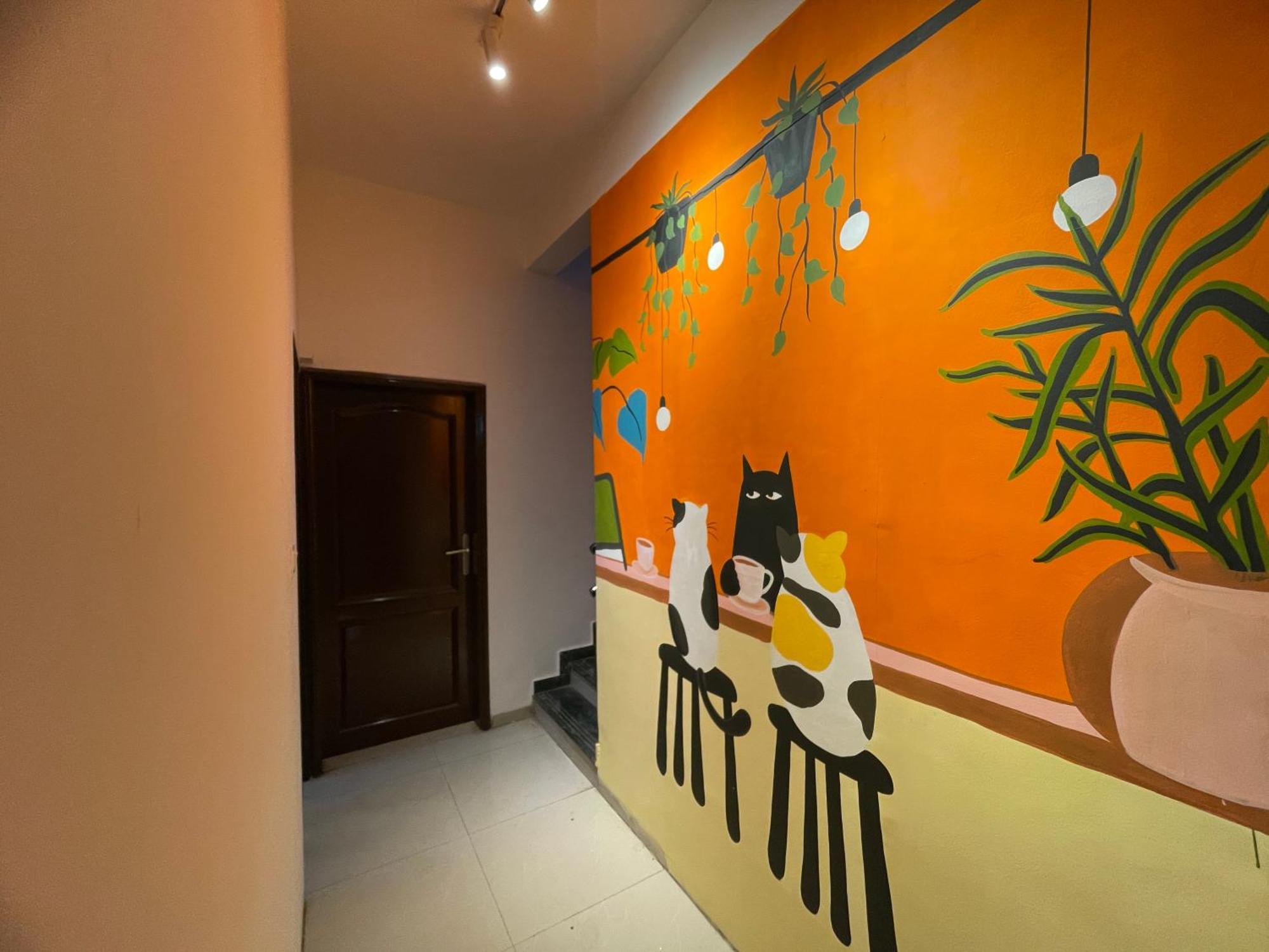 Hoshtel99 - Lux - Stay, Cowork And Cafe - Luxurious Bungalow Пуна Экстерьер фото