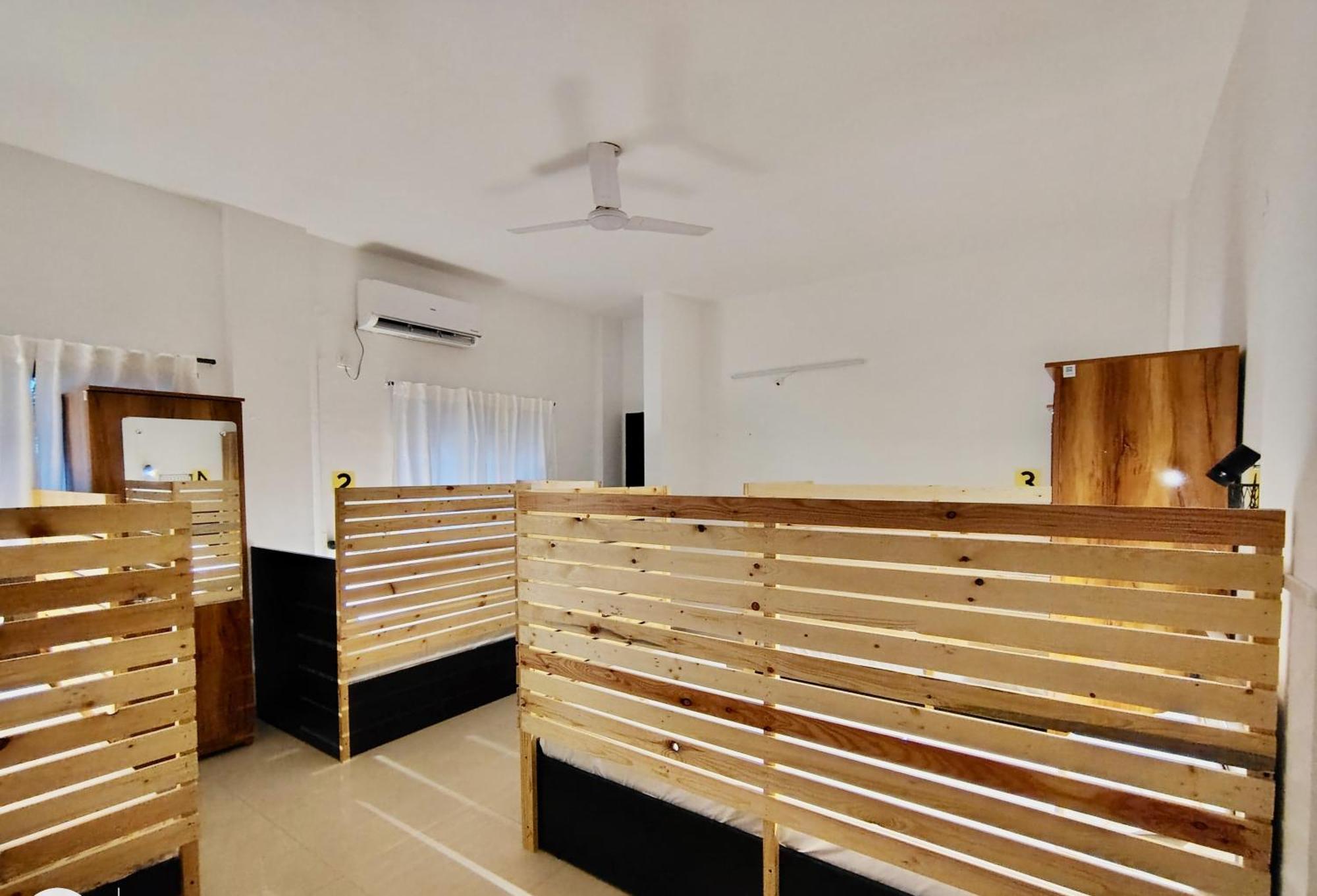 Hoshtel99 - Lux - Stay, Cowork And Cafe - Luxurious Bungalow Пуна Экстерьер фото