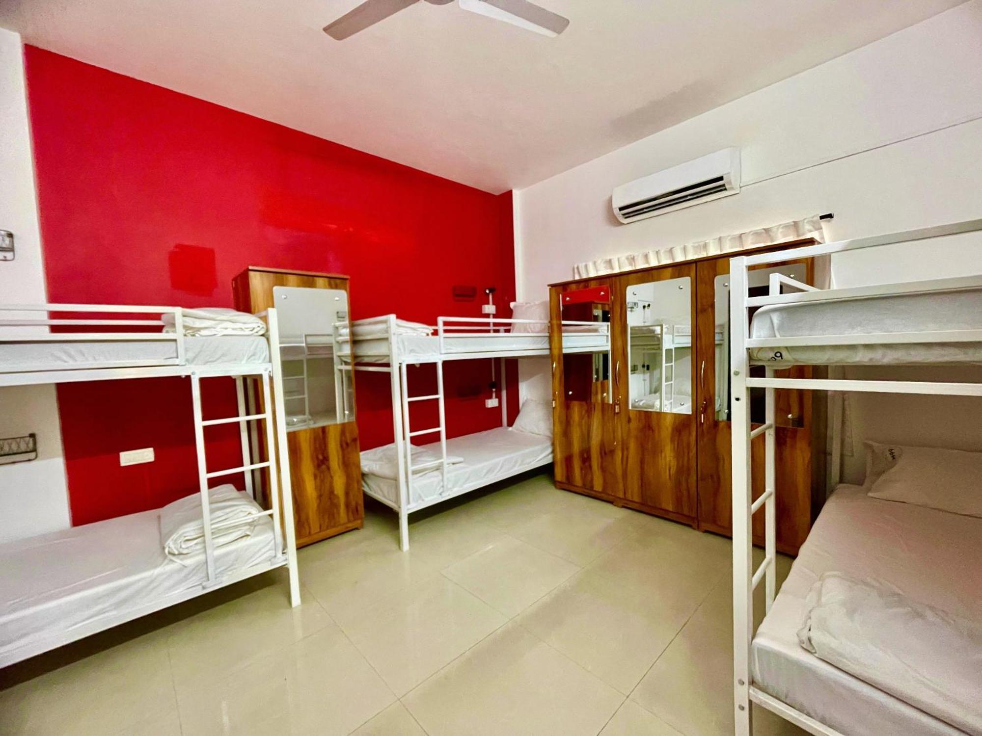Hoshtel99 - Lux - Stay, Cowork And Cafe - Luxurious Bungalow Пуна Экстерьер фото