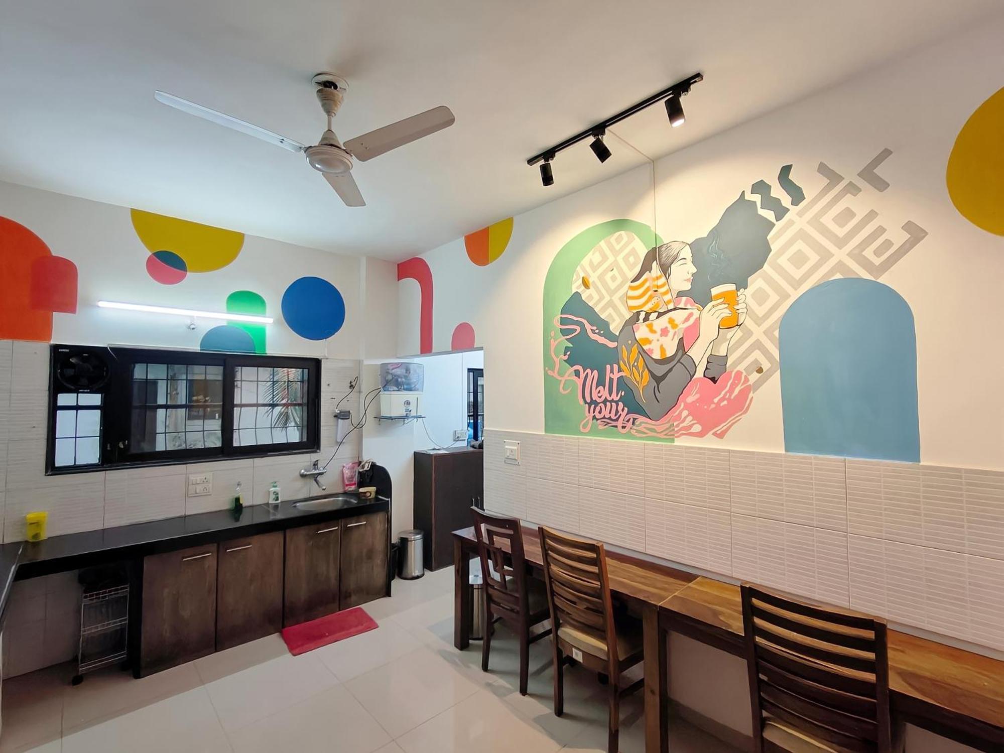 Hoshtel99 - Lux - Stay, Cowork And Cafe - Luxurious Bungalow Пуна Экстерьер фото