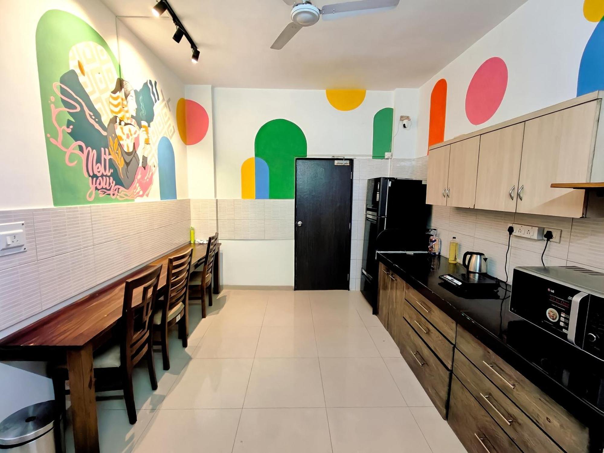 Hoshtel99 - Lux - Stay, Cowork And Cafe - Luxurious Bungalow Пуна Экстерьер фото